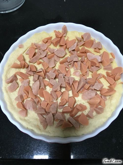 【玉米火腿肠批萨】