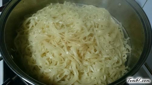 【豆角炒肉卤面】