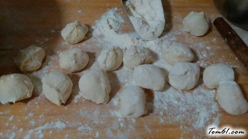 【猪肉茴香馅包子】