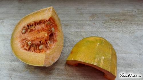 【金灿灿全麦南瓜花卷】