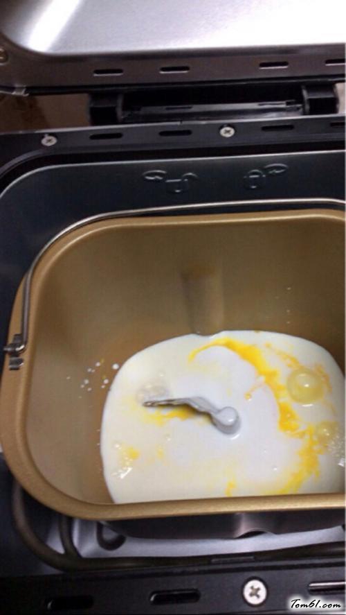 【奶香吐司面包】