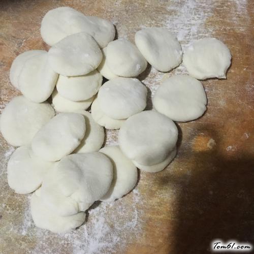 【芹菜羊肉饺子】