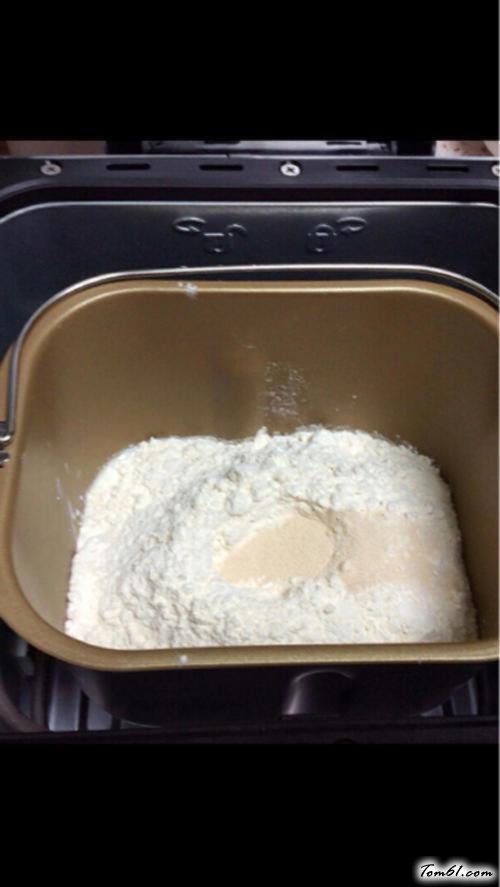 【奶香吐司面包】