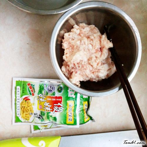 【榨菜肉沫面】