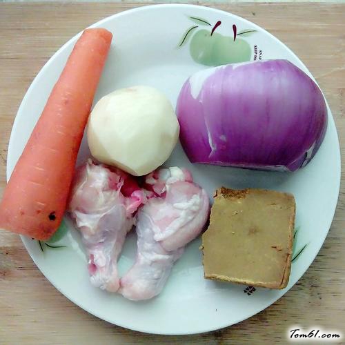 【咖喱鸡肉盖浇饭】