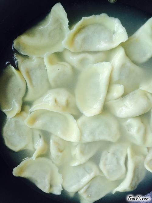 【羊肉香椿水饺】