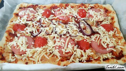 【薄底火腿披萨】