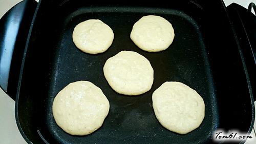 【牛奶香蕉松饼】