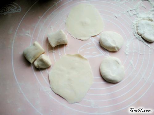 【韭菜鸡蛋水煎包】