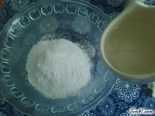 【红酒蔓越莓冰皮月饼】