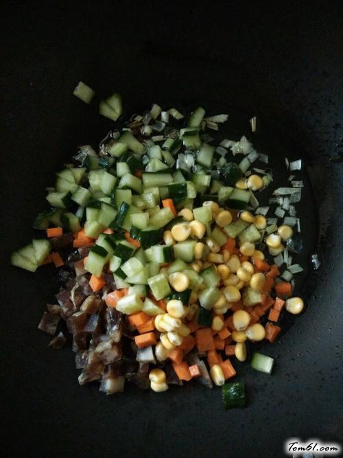 【自制蛋包饭】