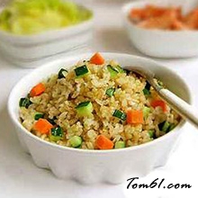 黄瓜糙米饭的做法