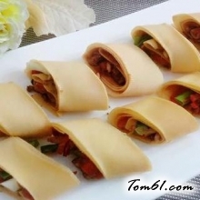 彩椒肉丝千张卷的做法