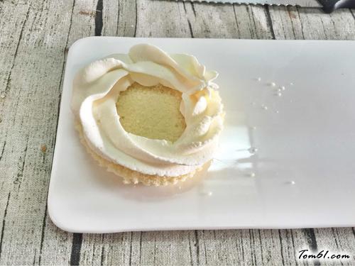 【草莓裸蛋糕（10分钟懒人版）】