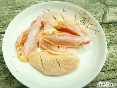 【新奥尔良烤鸡翅】