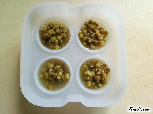 【绿豆冰沙球】