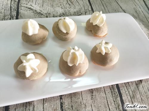 【无糖无油香蕉小蛋糕（一口一个）】