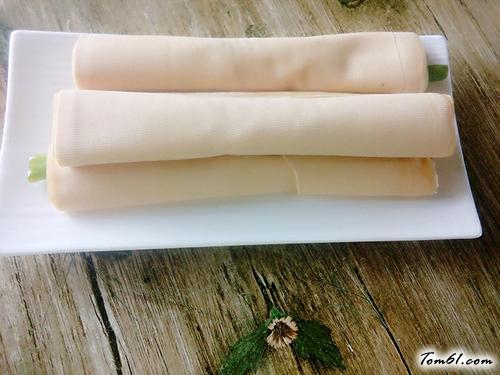 【彩椒肉丝千张卷】