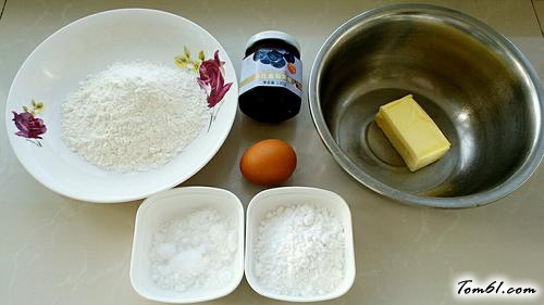 【蓝莓酱小饼干】