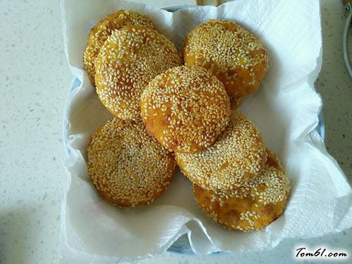 【南瓜豆沙芝麻饼】