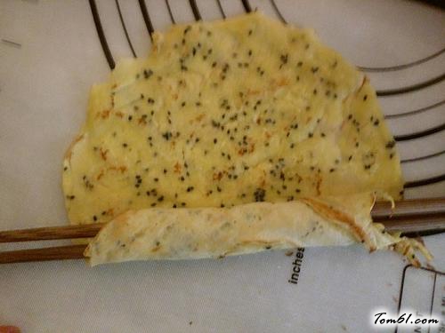 【黑芝麻蛋卷】