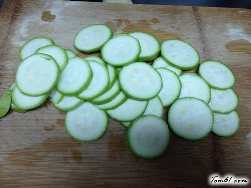 【香煎西葫芦饼】
