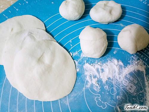 【萝卜馅肉饼】