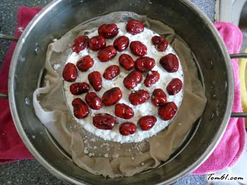 【糯米粉小枣切糕】