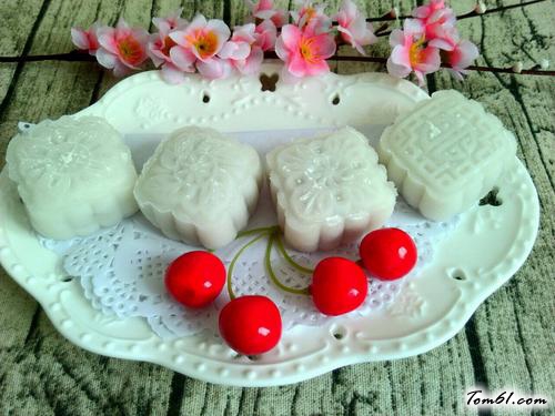 【红酒蔓越莓冰皮月饼】