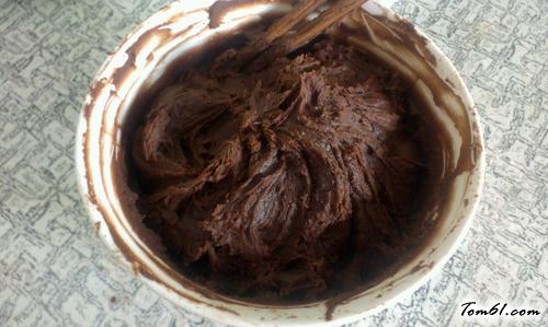 【裂纹巧克力曲奇】