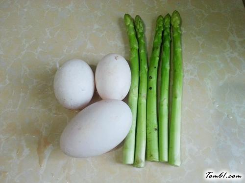 【鸭蛋芦笋卷】