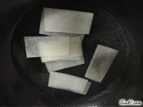 【白萝卜鸡肉卷】