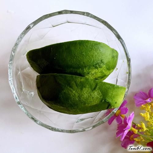 【圣女果牛油果沙律】