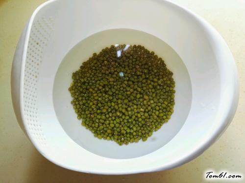 【绿豆冰沙球】