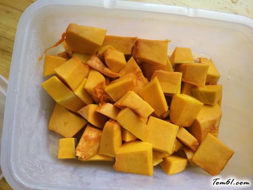 【圣女果南瓜发糕】