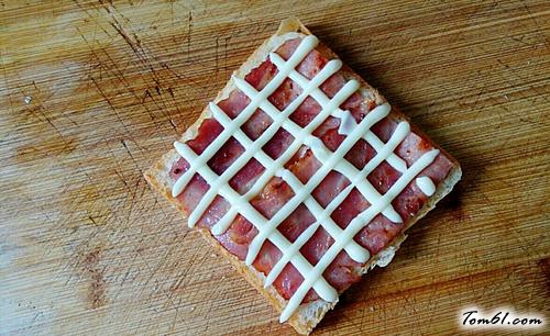 【培根鸡蛋三明治】