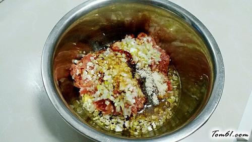 【开口烧麦——香菇胡萝卜鲜肉馅】