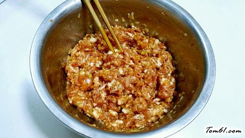 【开口烧麦——香菇胡萝卜鲜肉馅】