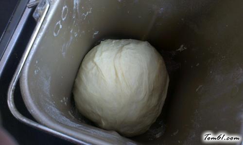 【豆沙小面包】