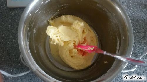 【酥到掉渣黄油曲奇】