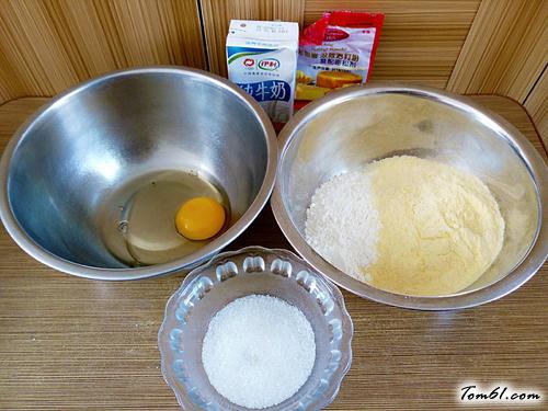【牛奶鸡蛋玉米饼】