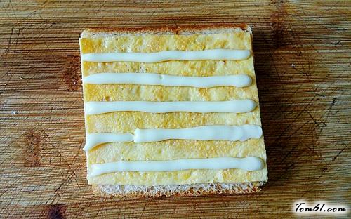 【培根鸡蛋三明治】