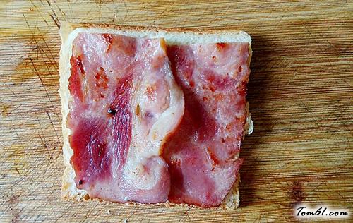 【培根鸡蛋三明治】