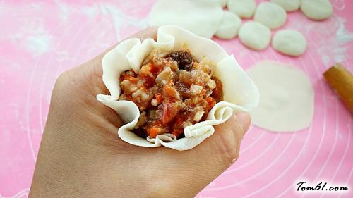 【开口烧麦——香菇胡萝卜鲜肉馅】