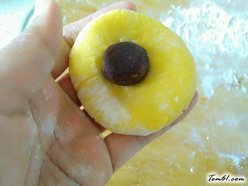 【南瓜豆沙芝麻饼】