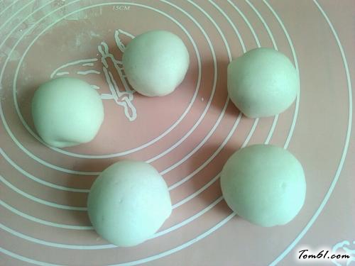 【红酒蔓越莓冰皮月饼】