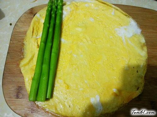 【鸭蛋芦笋卷】