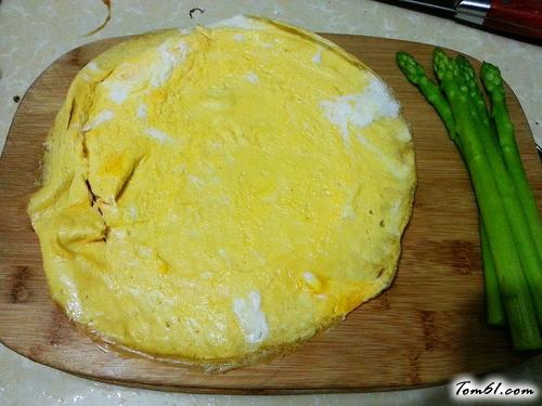 【鸭蛋芦笋卷】