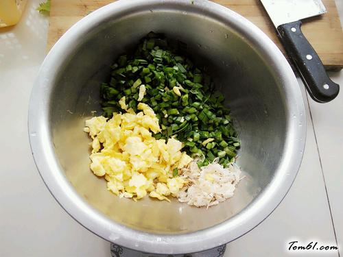 【韭菜鸡蛋水煎包】