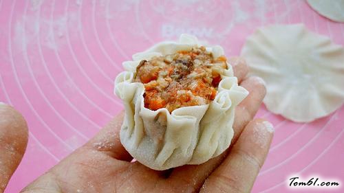 【开口烧麦——香菇胡萝卜鲜肉馅】